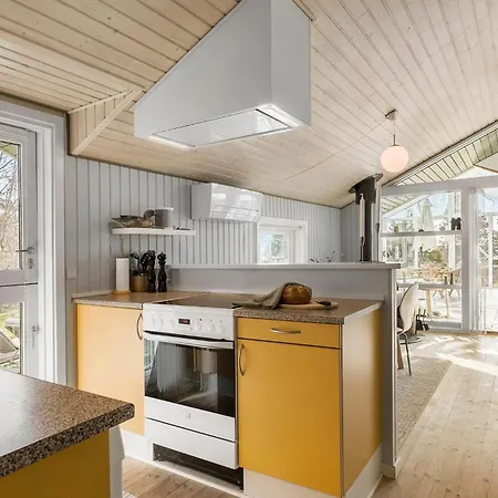 בית נופש 3 Bedroom Stunning In